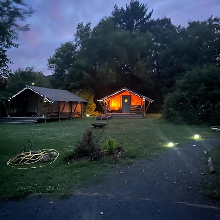 Rendes Glamping Hotell Balatonrendes Exteriör bild