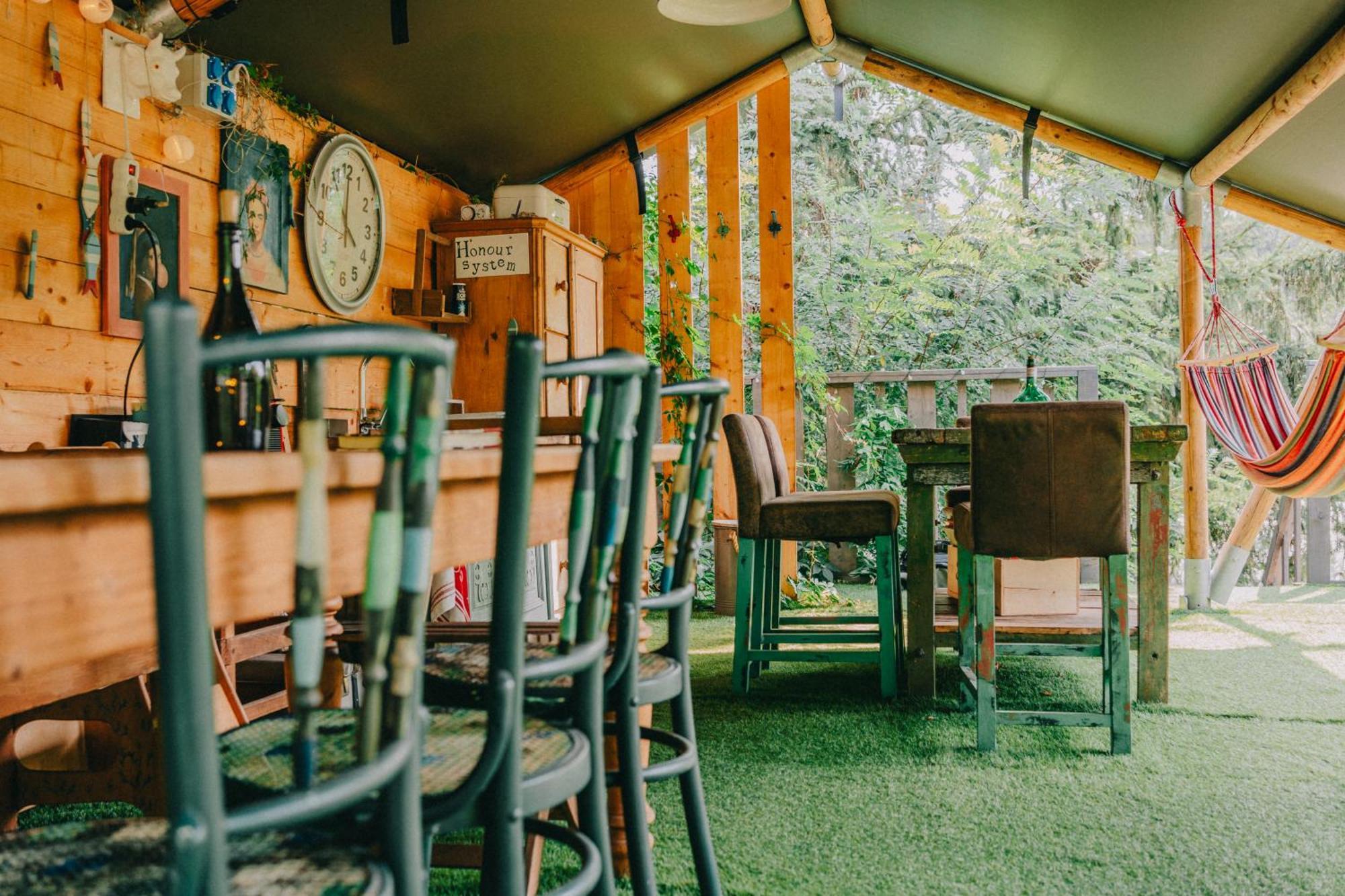 Rendes Glamping Hotell Balatonrendes Exteriör bild
